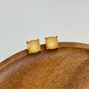 4/$15 Honey Beige Yellow Crystal Faceted Square Stud Prong Setting Earrings